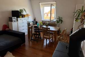 Charmante 4 Zimmer-Altbauwohnung mit Gartenanteil in begehrter Lage von Karlsruhe-Rüppurr – Die vollständige Adresse der Immobilie erhältst du vom Anbieter., 76199 Rüppurr, Karlsruhe – Vorschaubild 2