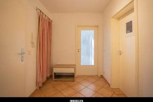 Sonnige drei Zimmer Wohnung mit großzügigen Balkon – Die vollständige Adresse der Immobilie erhältst du vom Anbieter., 85049 West, Ingolstadt – Vorschaubild 6
