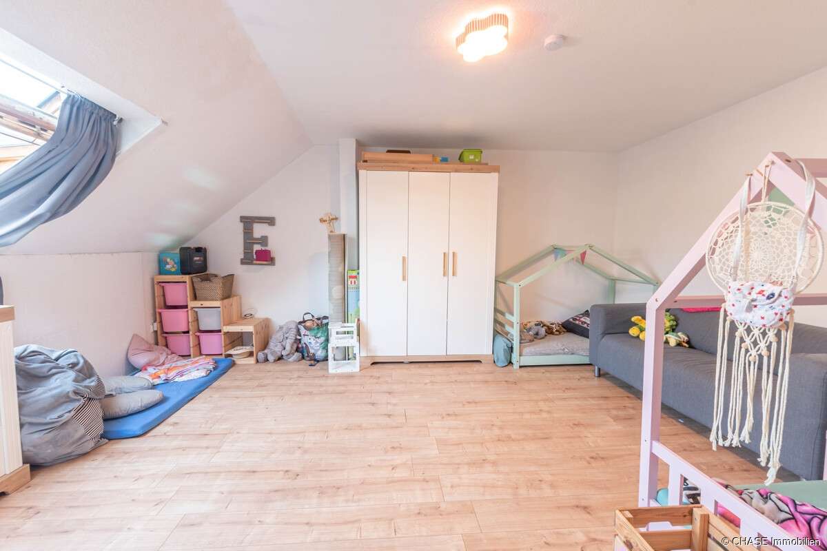 Immobilie in Hessisch Oldendorf - Herrliche Altbau-Stadtvilla als Doppelhaushälfte - Bevorzugtes Wohnen in Hessisch Oldendorf! - Bild 5