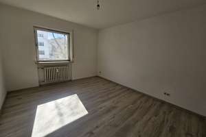 3 Zimmer Wohnung 90 m² mit zwei Balkonen im Regensburger Westen – Die vollständige Adresse der Immobilie erhältst du vom Anbieter., 93049 Westenviertel, Regensburg – Vorschaubild 6