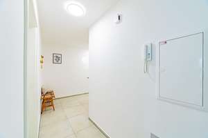 Helle und Moderne 2 Zimmer Wohnung, vollmöbliert mit Keller und Aufzug – Sonnenstraße 9, 90471 Rangierbahnhof-Siedlung, Nürnberg – Vorschaubild 12