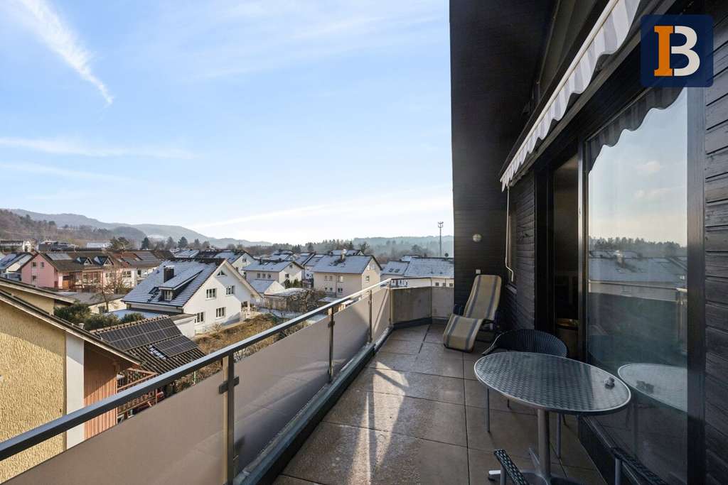 Immobilie in Schwörstadt - Großzügige 4-Zimmer-Wohnung mit Balkon in zentraler Lage! - Bild 2