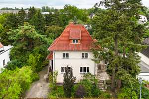 Wohnen im Grünen mit Potenzial: Bezugsfreies Haus mit Garten vor den Toren der Hauptstadt – Dallgowerstraße 46, 14612 Havelland (Kreis) – Vorschaubild 2