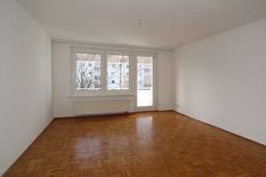 Großer Balkon und Einbauküche... – Zschopauer Straße 58C, 9111 Zentrum, Chemnitz – Vorschaubild 2