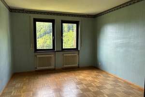 Das Haus für die große Familie mit Einliegerwohnung, Garten, Terrasse und Doppelgarage – Die vollständige Adresse der Immobilie erhältst du vom Anbieter., 66130 Brebach-Fechingen, Saarbrücken – Vorschaubild 8