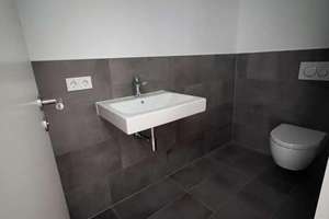 Property thumbnail 12