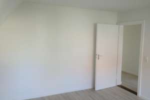 Toplage: Schöne helle 6-Zimmer-Maisonettewohnung mit Balkon und Garten in BS-Melverode – Am Zoo 6, 38124 Heidberg-Melverode, Braunschweig – Vorschaubild 27