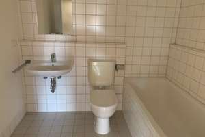 Geräumige und ruhige 2 Zimmer Wohnung - Dachterrasse gem. + TG Stellplat – Penzstr. 10, 90419 Bielingplatz, Nürnberg – Vorschaubild 10