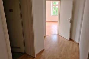 * Günstige 2-Zimmer mit Einbauküche und Wannenbad in ruhiger Lage! * – Die vollständige Adresse der Immobilie erhältst du vom Anbieter., 9130 Sonnenberg, Chemnitz – Vorschaubild 4