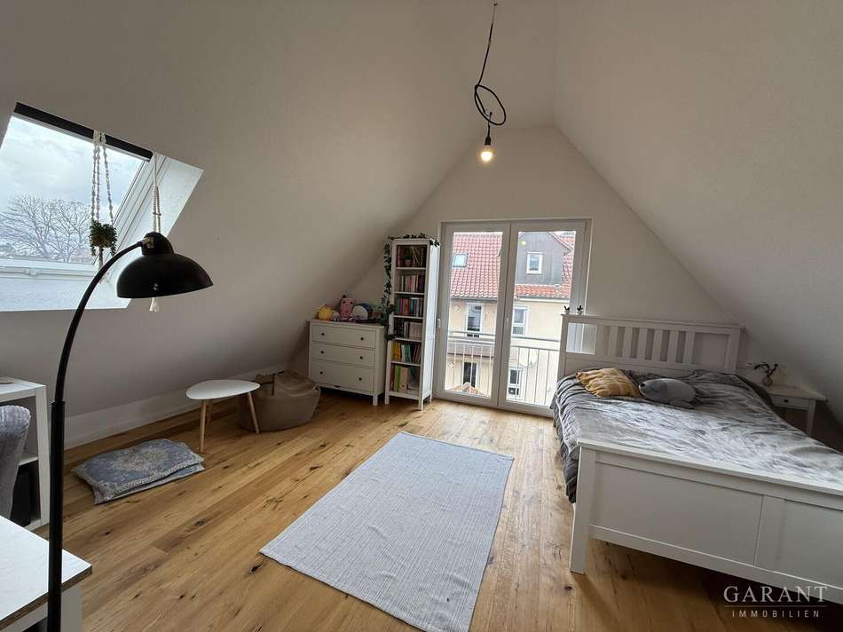 Schlafzimmer DG