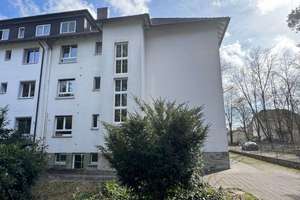 4 Wohneinheiten im Herzen von Heusenstamm und tollem XXL-Grundstück – Die vollständige Adresse der Immobilie erhältst du vom Anbieter., 63150 Heusenstamm – Vorschaubild 4