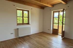 Familiengerechtes Einfamilienhaus mit Garten, Doppelgarage und Doppelcarport in sonniger Lage – Die vollständige Adresse der Immobilie erhältst du vom Anbieter., 83313 Siegsdorf – Vorschaubild 15