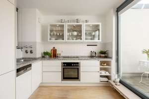 Lichtfülle über den Dächern der Stadt: Loftartige Maisonette mit Dachterrasse – Die vollständige Adresse der Immobilie erhältst du vom Anbieter., 80335 Marsfeld, München – Vorschaubild 6