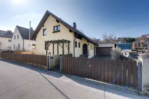 Charmantes Einfamilienhaus im Kasernenviertel-Regensburg – Die vollständige Adresse der Immobilie erhältst du vom Anbieter., 93053 Kasernenviertel, Regensburg – Vorschaubild 36