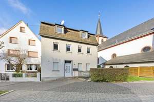 Zweifamilienhaus in Kestert sucht neuen Eigentümer! – Die vollständige Adresse der Immobilie erhältst du vom Anbieter., 56348 Kestert – Vorschaubild 2