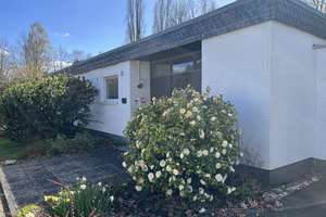Bungalow, lichtdurchflutet, ruhig,  mit Blick ins Grüne, Terrasse, Garten – Pappelweg 21a, 53177 Heiderhof, Bonn – Vorschaubild 1