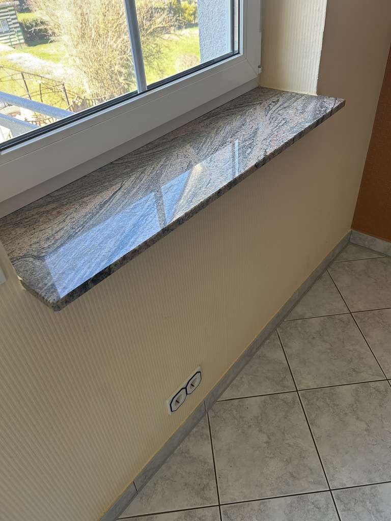 Immobilie in Wasungen - Renovierte 4-Zimmer Wohnung mit Balkon in Wasungen - Bild 1