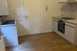 Studenten aufgepasst! 2-Zimmer-Wohnung mit Einbauküche in der Aachener Innenstadt zu vermieten – Rochusstr. 39, 52062 Hansemannplatz, Aachen – Vorschaubild 2