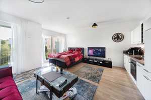 Sofort einziehen, wohlfühlen: Ihr vollmöbliertes Apartment mit Balkon in Top-Lage! – Kistlerhofstraße 61, 81379 München – Vorschaubild 2
