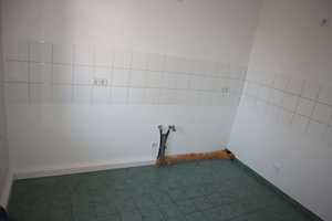 Frei ab 1.9.25 -  2.Zi.-Whg. /  Bad mit Dusche / Laminat ! – Helmholzstraße 48, 9131 Chemnitz – Vorschaubild 9