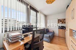 Helle Dreizimmerwohnung in Köln-Weiden mit zwei Balkonen und hervorragender Anbindung ans Zentrum – Die vollständige Adresse der Immobilie erhältst du vom Anbieter., 50858 Weiden, Köln – Vorschaubild 4