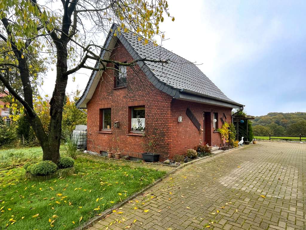 Immobilie in Mettingen - Naturverbunden Wohnen in Mettingen!
Einfamilienhaus mit vielseitigen Möglichkeiten - Bild 4