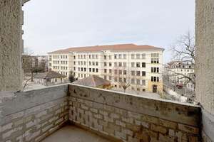 Property thumbnail 12