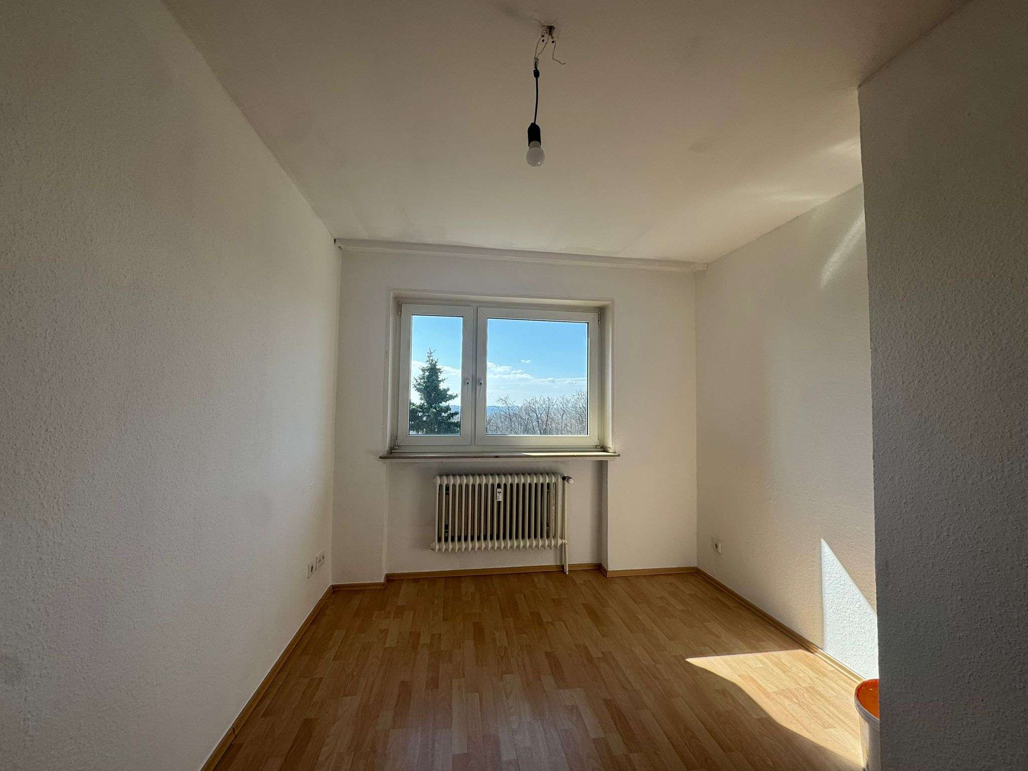 Immobilie in Ennepetal - 4,0-Zimmer-Wohnung mit Balkon und Weitsicht in Ennepetal-Voerde - Bild 3