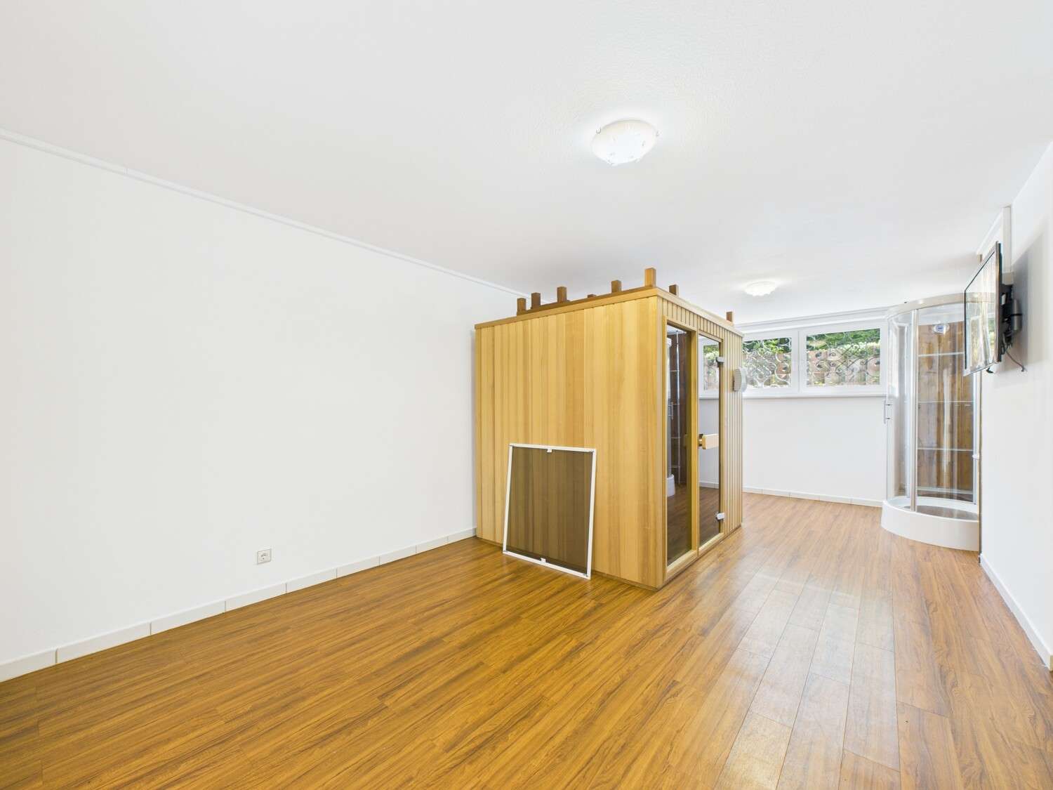 Immobilie in Rednitzhembach - Ein Zuhause zum Verlieben – exklusives Einfamilienhaus mit Pool & Wellness in Rednitzhembach! - Bild 9