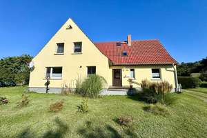 Einfamilienhaus mit viel Potenzial auf großzügigem Gartengrundstück – Boddenstraße 11B, 18586 Gager – Vorschaubild 3