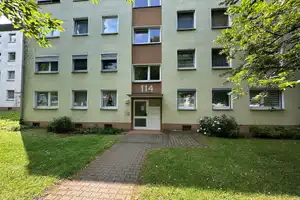 Geräumige 3-Zi.-Wohnung mit Balkon! – Theodor-Heuss-Ring 114, 51377 Leverkusen – Vorschaubild 2