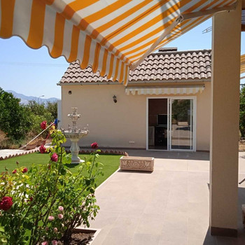 Chalet zum Verkauf in Alhama de Murcia