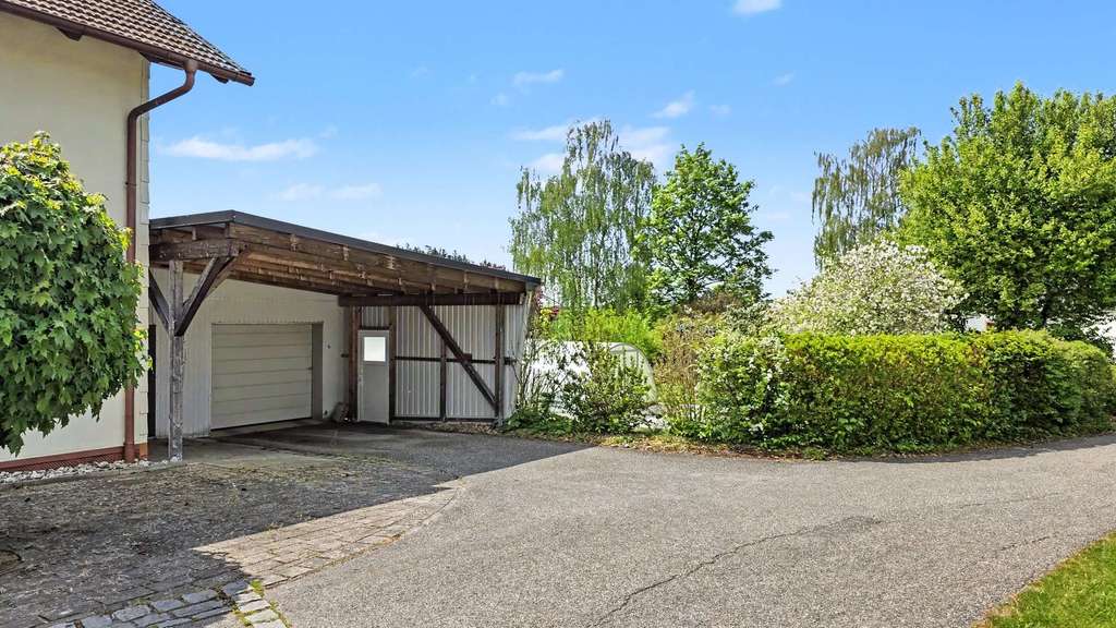 Immobilie in Falkenberg - Traumhaftes Familienhaus mit Pool und großem Garten – Willkommen zu Hause - Bild 3