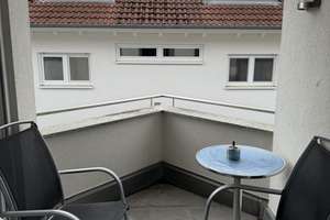 Helle und geräumige 2-Zimmer-Wohnung mit Balkon und Stellplatz im Freien zu verkaufen! – Waldenbucher Weg 76, 72141 Walddorfhäslach – Vorschaubild 7