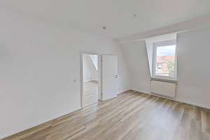 ++Charmantes 3-Zimmer-Zuhause: Durchdachte Raumaufteilung und viel Tageslicht++ – Sperlingstraße 14, 90459 Gugelstraße, Nürnberg – Vorschaubild 3