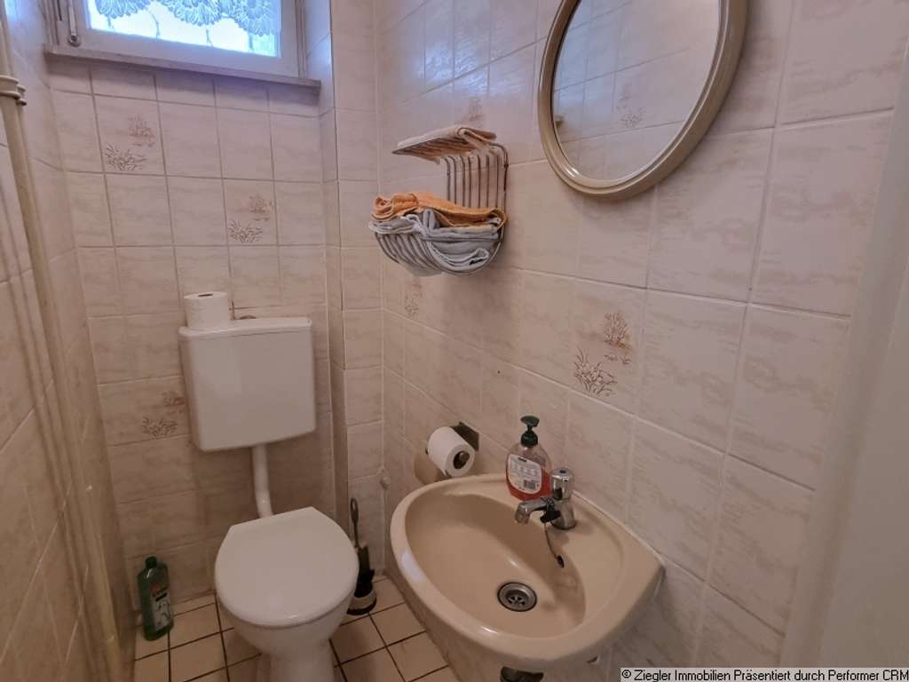 Immobilie in Ladenburg - Gepflegtes Reihenhaus direkt am Schulzentrum von Ladenburg - 10004034 - Bild 2