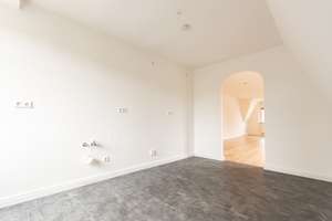 Gemütliche & ruhig gelegene Wohnung | Tageslichtbad mit Badewanne | Laminatboden | offene Küche – Pflaumestraße 26, 4178 Böhlitz-Ehrenberg, Leipzig – Vorschaubild 6