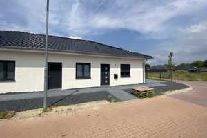 Doppelhaus- / Bungalowhälfte inkl. Einbauküche, Terrasse, Garten etc. – Am Bienenzaun 6, 29303 Celle (Kreis) – Vorschaubild 10