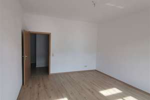 ***2 Zimmer mit EBK, Balkon Bad mit Wanne und Dusche zur Eigennutzung !*** – 9131 Ebersdorf, Chemnitz – Vorschaubild 10