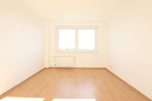 SÜDBALKON mit ERZGEBIRGSBLICK im GRÜNEN – Röhrsdorfer Straße 28, 9117 Rabenstein, Chemnitz – Vorschaubild 8