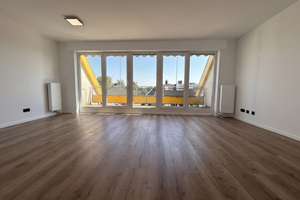 Modernisierte Zwei Zimmerwohnung in Niehl - Terrasse und großen Keller – 50735 Niehl, Köln – Vorschaubild 2