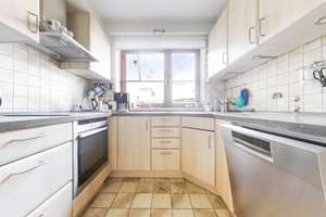 Familienfreundliches Reihenhaus mit lichtdurchfluteter Südterrasse und Balkon – Die vollständige Adresse der Immobilie erhältst du vom Anbieter., 22455 Niendorf, Hamburg – Vorschaubild 6
