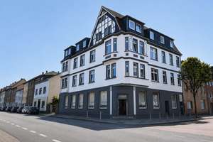 Wohn- und Geschäftshaus mit Entwicklungspotenzial – Attraktive Kapitalanlage in Oberhausen