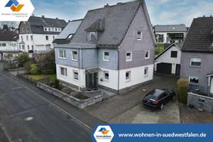 VR Immo: Charmantes Einfamilienhaus im Herzen von Netphen – Die vollständige Adresse der Immobilie erhältst du vom Anbieter., 57250 Netphen – Vorschaubild 1