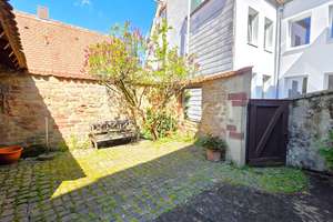 Exklusives 1-2 Familienhaus, mit Garten und Balkon in der Historischen Altstadt von in St. Ingbert – Maxplatz 18, 66386 Sankt Ingbert – Vorschaubild 36