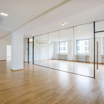 STOCK - Maximiliansplatz | helle Büros | repräsentativ