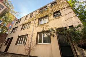 Kapitalanlage in Stuttgart-Lehen: 3 Wohneinheiten, 2 vermietet, 1 leerstehend