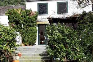 Lebenslanges Wohn- und Nießbrauchrecht-Endreihenhaus in sehr beliebter Lage