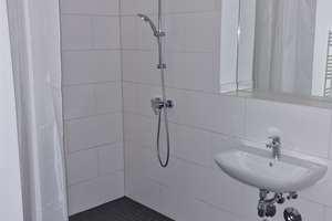 Moderne 2 Zimmerwohnung Einbauküche/Balkon – In den Alboingärten 5, 12103 Schöneberg, Berlin – Vorschaubild 5