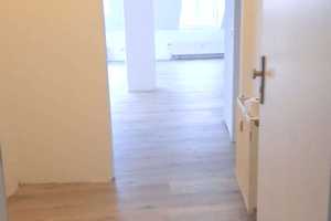 frisch renovierte Dachgeschosswohnung im Herzen von Erfurt – Röntgenstr. 1, 99085 Erfurt – Vorschaubild 15